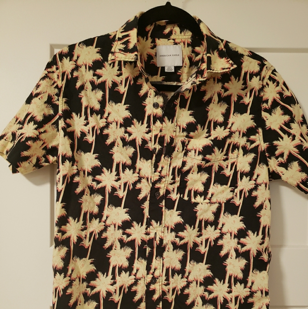 American Eagle hula shirt